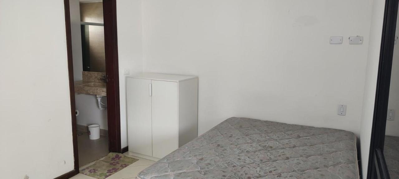 Apartamento Enseada Vista: Moderno Familiar Com Wi-fi à Beira-mar